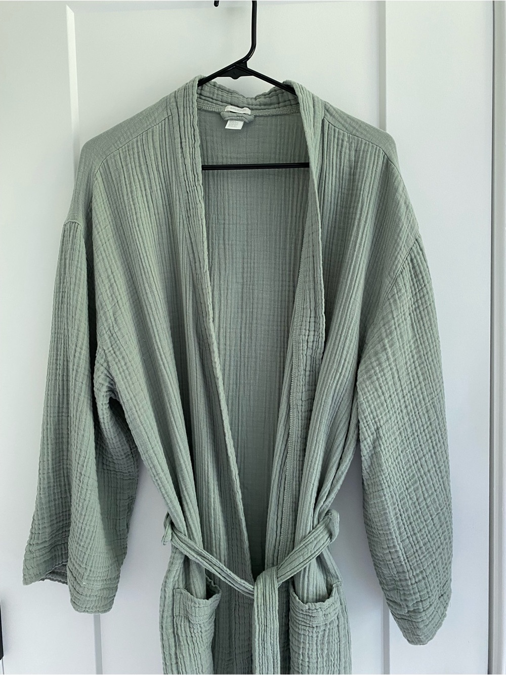 H&M Women’s Green Robe Size S/M